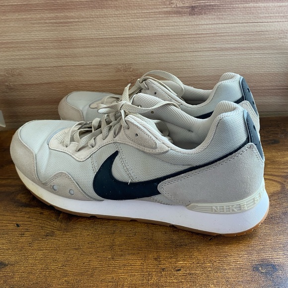 Nike Venture Runner Light Bone size 12 - Picture 1 of 9